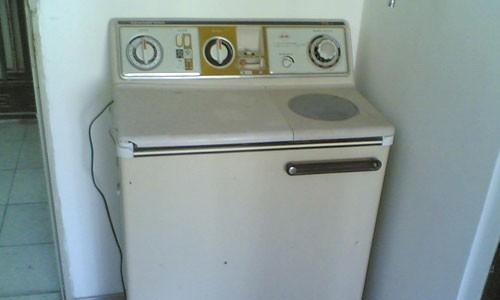 如何清除老式洗衣机内的生锈（简单有效的清洁方法让洗衣机焕然一新）