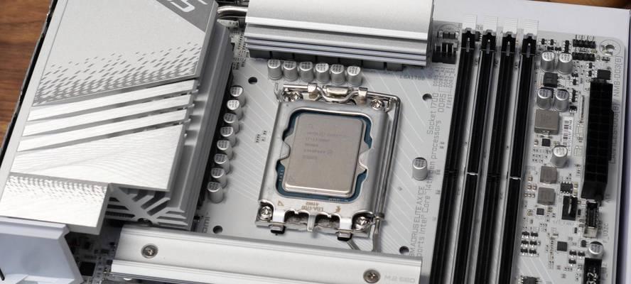 b85m-d2v主板支持的最高CPU型号是什么？如何升级处理器？