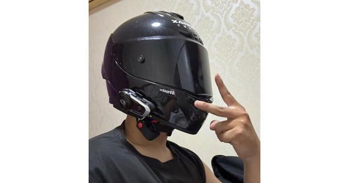 头盔内侧蓝牙耳机的佩戴方式是什么？舒适度如何？