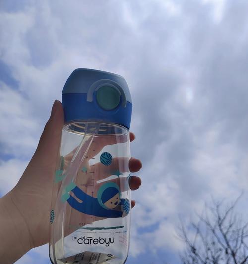 清洗带手机壳的水杯有哪些技巧？