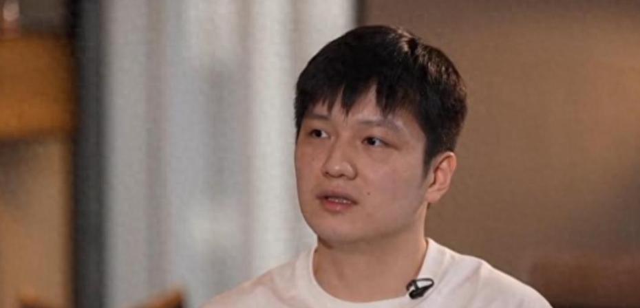 樊振东澄清与刘国梁关系，暂时不回国乒并说出原因！