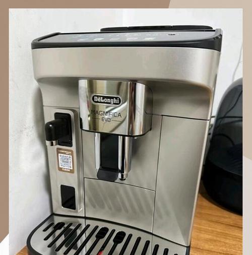 以德龙咖啡机缺水故障的解决办法（如何正确处理德龙咖啡机缺水问题）