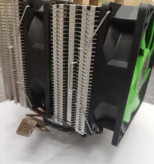 x99双cpu散热器怎么安装？安装过程中需要注意什么？