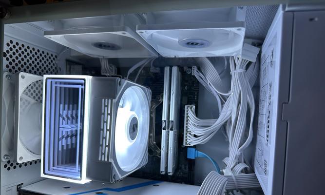 机箱尺寸对散热器选择有何影响？如何挑选合适散热器？