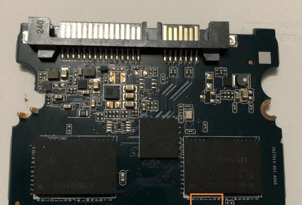 固态硬盘损坏怎么更换？