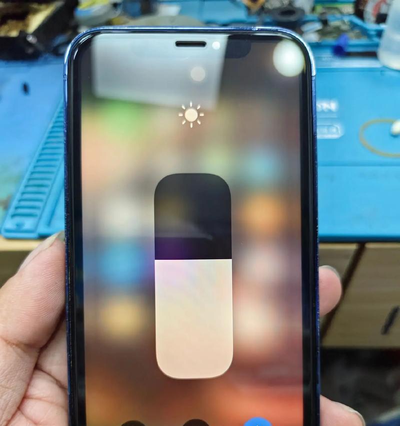 手机屏幕失灵不划动怎么办（教你解决手机屏幕失灵问题）