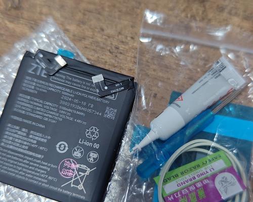 努比亚Z7更换电池方法详解（快速DIY）