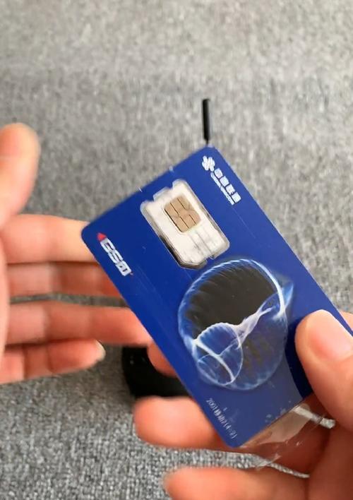 手机卡和大卡一样吗（揭秘手机卡和大卡的区别）