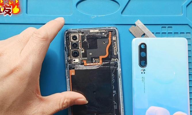 如何清理手机前置摄像头上的灰尘（手机前置摄像头出现灰尘？别急）